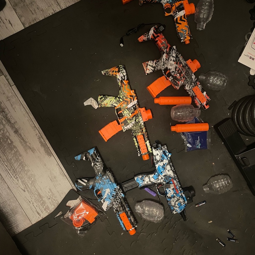 Gel blaster toys